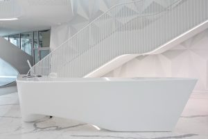 Gforma pagaminta recepcija susiliejo su visomis originalaus sprendimo interjero detalėmis